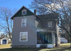 Pre-foreclosure in  E 12TH ST Ashland, OH 44805