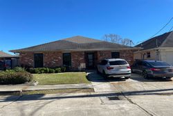 Pre-foreclosure in  ARIS AVE Metairie, LA 70005