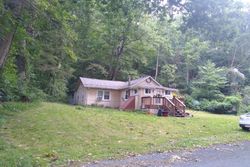 Pre-foreclosure in  BETHESDA RD Elverson, PA 19520