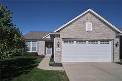 Pre-foreclosure Listing in AVALON BLVD FISHERS, IN 46037