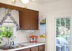 Pre-foreclosure in  CONCORD CIR Trenton, NJ 08618