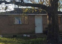 Pre-foreclosure in  DENOVA ST Baton Rouge, LA 70812