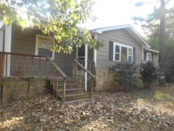 Pre-foreclosure Listing in FOOTHILLS LN RUSSELLVILLE, AR 72802