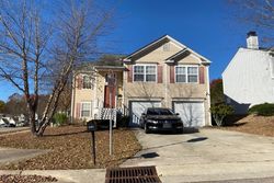 Pre-foreclosure in  CLEARFIELD DR Durham, NC 27703