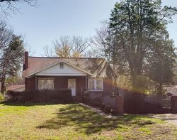 Pre-foreclosure in  BRIEF RD Charlotte, NC 28227