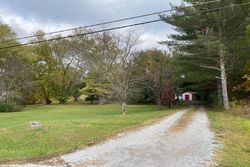 Pre-foreclosure in  ROLLING HILLS 4TH ST Mc Minnville, TN 37110
