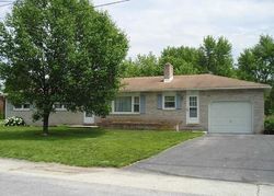 Pre-foreclosure in  CUMBERLAND DR Gettysburg, PA 17325