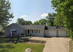  Redwood Ave, Bloomington IL