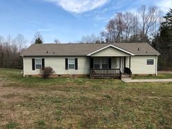 Pre-foreclosure in  STONEY CROSS RD Chase City, VA 23924