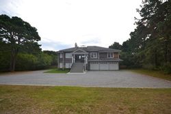 Pre-foreclosure in  MONTAUK HWY Southampton, NY 11968