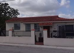 Pre-foreclosure in  SW 23RD AVE Miami, FL 33135