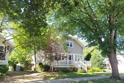 Pre-foreclosure in  BURR OAK RD Homewood, IL 60430