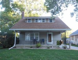 Pre-foreclosure in  5TH AVE Sioux City, IA 51106
