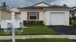 Pre-foreclosure in  NW 6TH CT Hollywood, FL 33029
