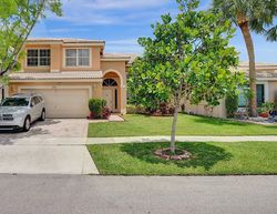 Pre-foreclosure in  SW 33RD ST Hollywood, FL 33029