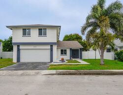 Pre-foreclosure in  CEDAR CREEK PL Fort Lauderdale, FL 33325