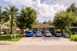 Pre-foreclosure Listing in NE 34TH ST POMPANO BEACH, FL 33064