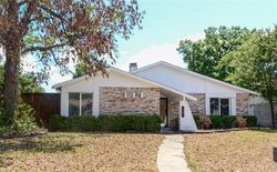Pre-foreclosure in  CHARIOT LN Garland, TX 75044