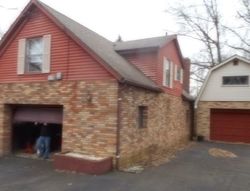  Ewart Rd, Akron OH