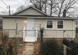 Pre-foreclosure Listing in SAYVILLE RD MASTIC BEACH, NY 11951