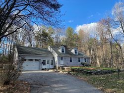 Pre-foreclosure Listing in WALLACE RD BEDFORD, NH 03110