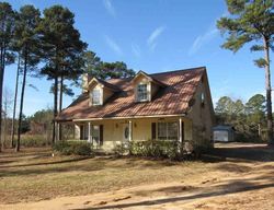 Pre-foreclosure in  STEWART RD Farmerville, LA 71241