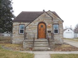 Pre-foreclosure Listing in W 13TH ST STERLING, IL 61081