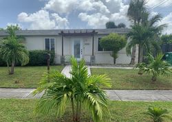 Pre-foreclosure in  NW 2ND CT Miami, FL 33169