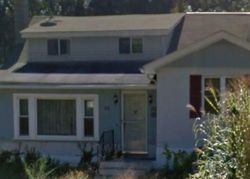 Pre-foreclosure in  MOUNTAINDALE RD Smithfield, RI 02917