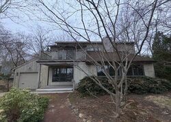 Pre-foreclosure in  REDWOOD RD Sag Harbor, NY 11963