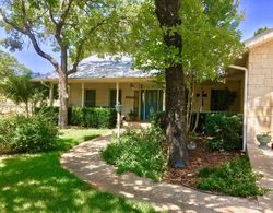 Pre-foreclosure in  EMERALD LOOP Fredericksburg, TX 78624