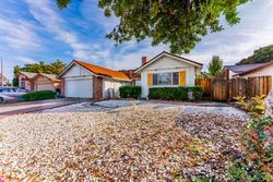 Pre-foreclosure in  POPULUS PL Sunnyvale, CA 94086