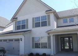 Pre-foreclosure Listing in LAKE BREEZE CV EASTLAKE, OH 44095