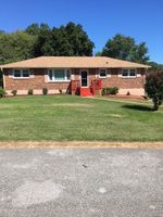 Pre-foreclosure in  HEPPLEWHITE DR Hendersonville, TN 37075