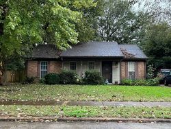 Pre-foreclosure in  ELMORE RD Memphis, TN 38134