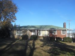 Pre-foreclosure in  MOSS ROSE DR Nashville, TN 37216