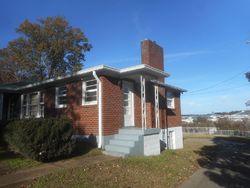 Pre-foreclosure in  MOSS ROSE DR Nashville, TN 37216