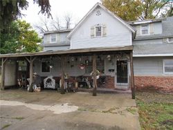 Pre-foreclosure Listing in S EDWARDS ST ALTAMONT, IL 62411
