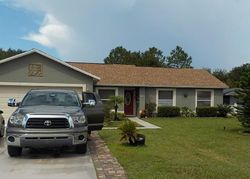 Pre-foreclosure in  WOODGLEN CIR Clermont, FL 34711