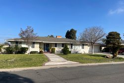 Pre-foreclosure in  W BEVERLY DR Anaheim, CA 92801
