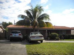 Pre-foreclosure in  UTOPIA DR Hollywood, FL 33023