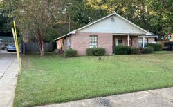  Forest Park Dr, Montgomery AL
