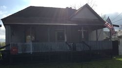 Pre-foreclosure in  N 28TH ST Gadsden, AL 35904