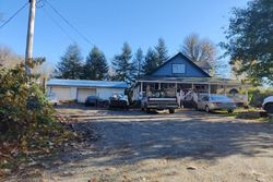 Pre-foreclosure in  378TH AVE NE Arlington, WA 98223