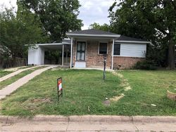 Pre-foreclosure in  MANHATTAN DR Fort Worth, TX 76107
