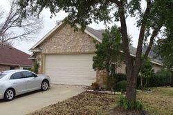 Fairglen Dr, Arlington TX