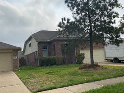 Pre-foreclosure Listing in ONYX TRAIL DR ROSHARON, TX 77583