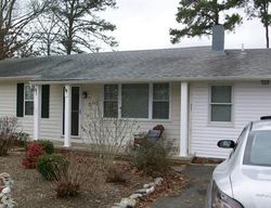 Pre-foreclosure in  MATEY AVE Manahawkin, NJ 08050