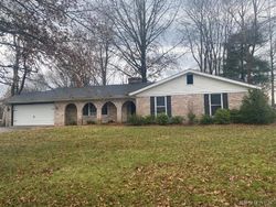 Pre-foreclosure Listing in HUGHES AVE BEREA, KY 40403