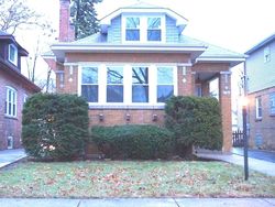 Pre-foreclosure in  S 11TH AVE Maywood, IL 60153
